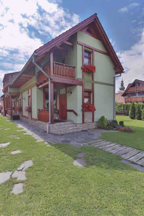 Holiday Resort Svarny Ружомберок Экстерьер фото